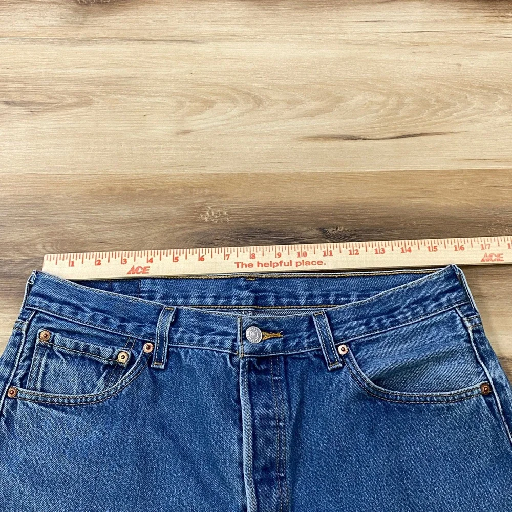 Levi's 501 Jeans Mens 36x32 Heritage 100% Cotton Straight Leg Blue Medium Wash